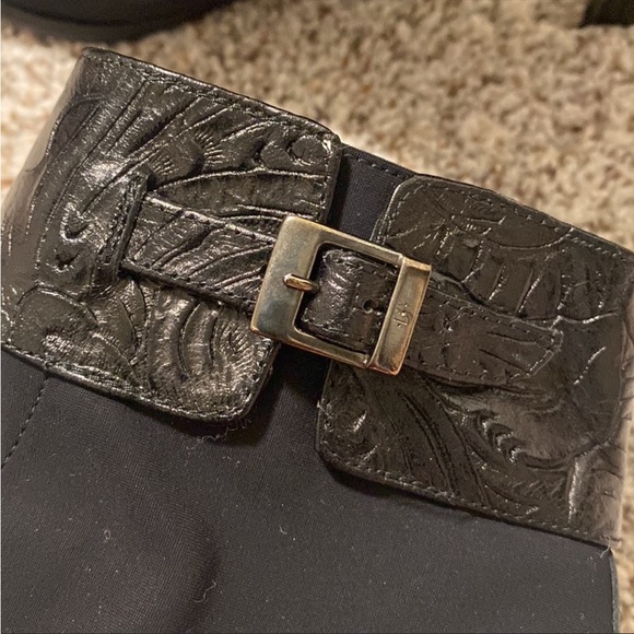 Like new! Lucia booties - Picture 5 of 5